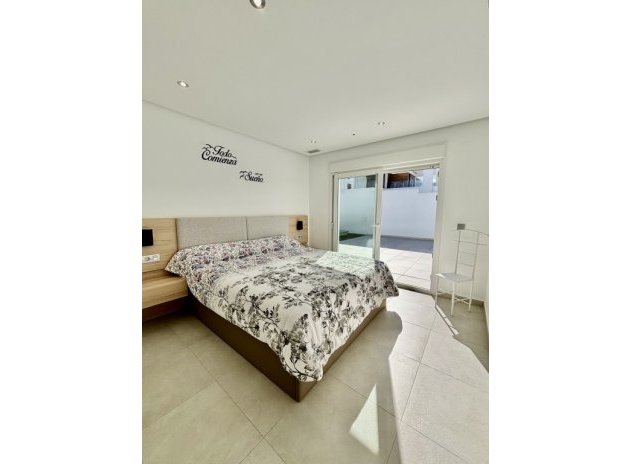 Resale - Villa * - Benijofar *