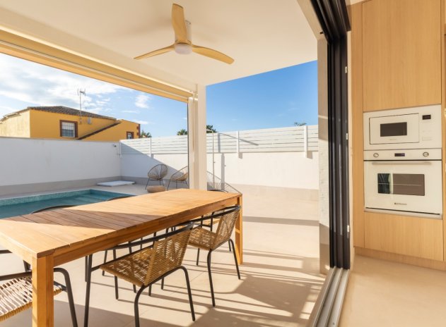 Reventa - Casa adosada - Torrevieja - El chaparral