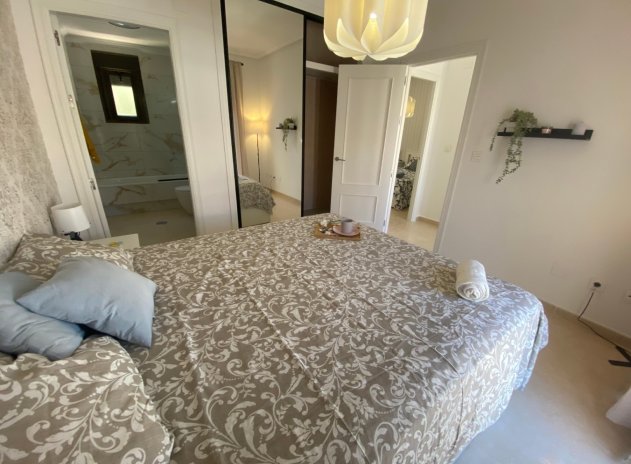 Herverkoop - Rijwoning - San Miguel de Salinas