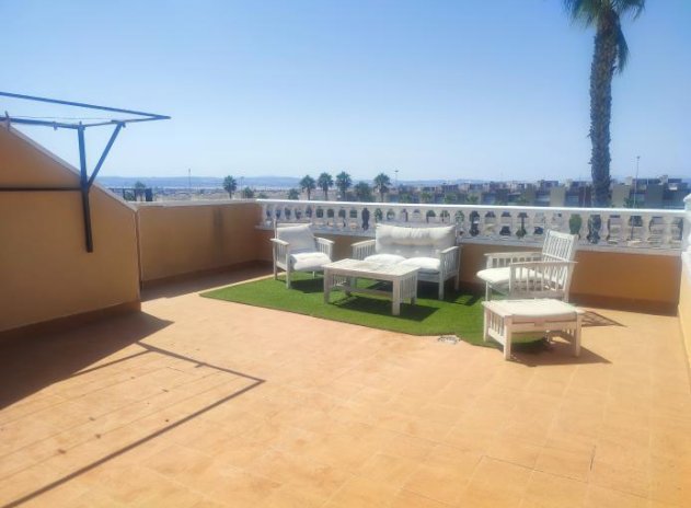 Herverkoop - Villa - Torrevieja - Aguas Nuevas