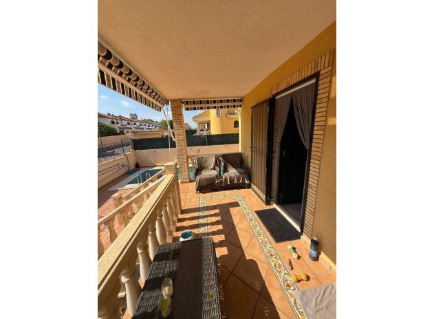 Herverkoop - Villa - Orihuela - Villamartín