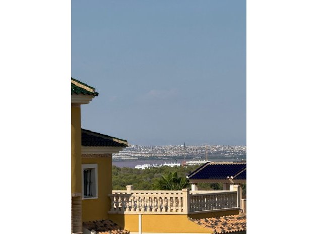 Herverkoop - Villa - Orihuela - Villamartín