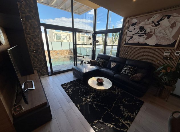 Herverkoop - Villa - Orihuela - Lomas de Cabo Roig