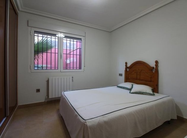 Herverkoop - Villa - Orihuela - Campoamor