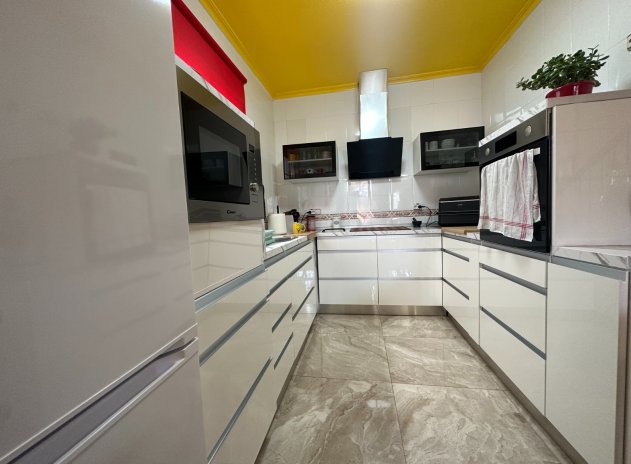 Herverkoop - Rijwoning - Bigastro