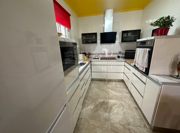 Herverkoop - Rijwoning - Bigastro