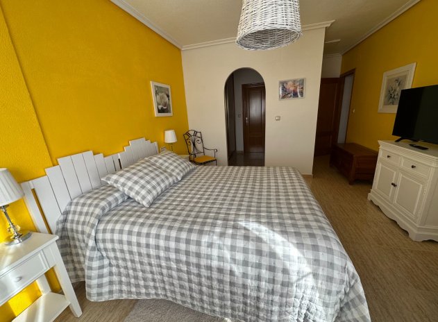 Herverkoop - Rijwoning - Bigastro