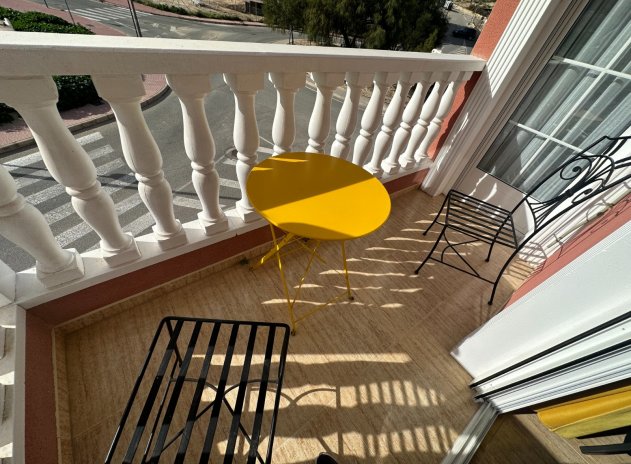 Herverkoop - Rijwoning - Bigastro