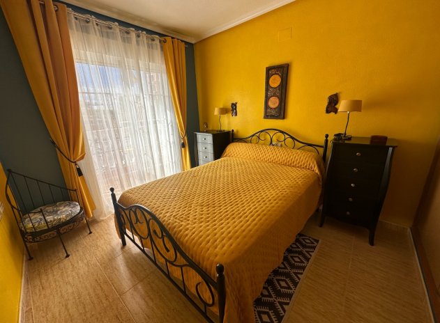 Herverkoop - Rijwoning - Bigastro