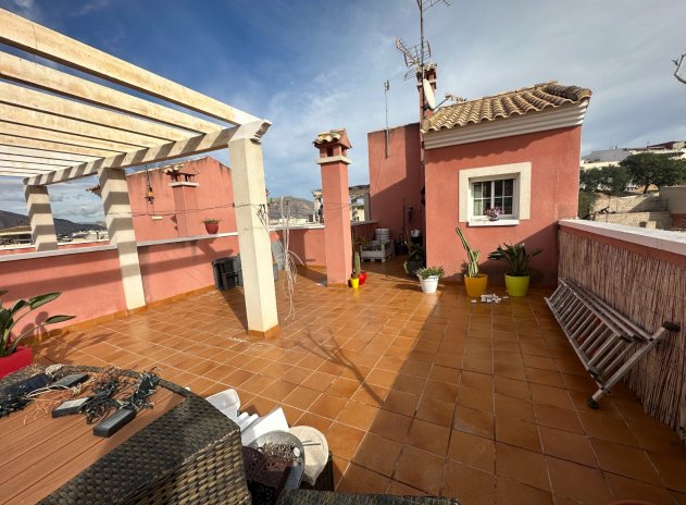 Herverkoop - Rijwoning - Bigastro