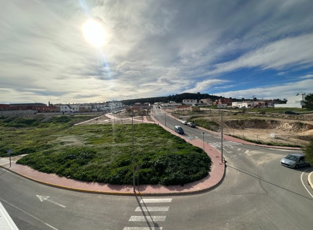 Herverkoop - Rijwoning - Bigastro