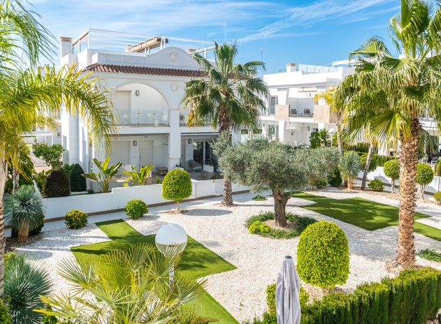 Resale - Villa * - Ciudad Quesada *