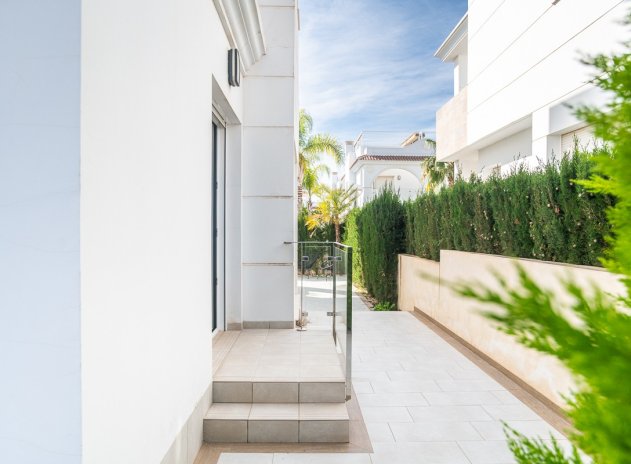 Resale - Villa * - Ciudad Quesada *