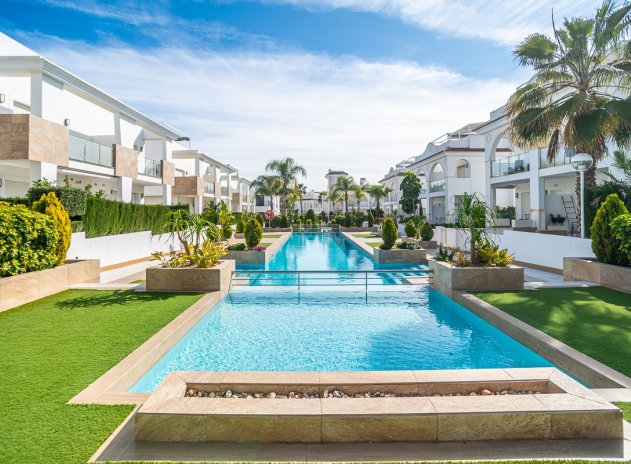 Resale - Villa * - Ciudad Quesada *