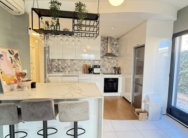 Herverkoop - Villa - La Zenia