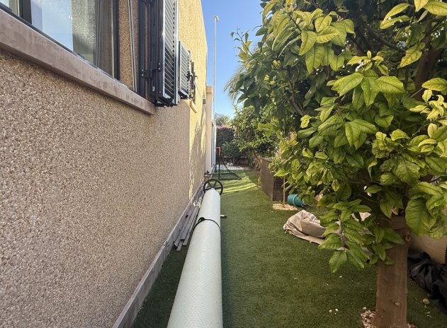 Herverkoop - Villa - La Zenia