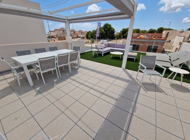 Herverkoop - Villa - Orihuela Costa - Villamartín