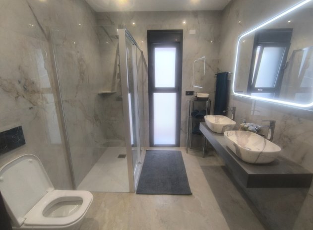 Herverkoop - Villa - Los Montesinos - La Herrada