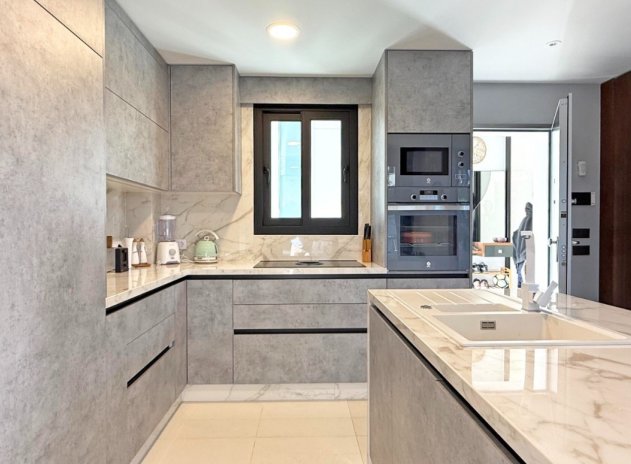 Herverkoop - Villa - Orihuela Costa - Villamartín