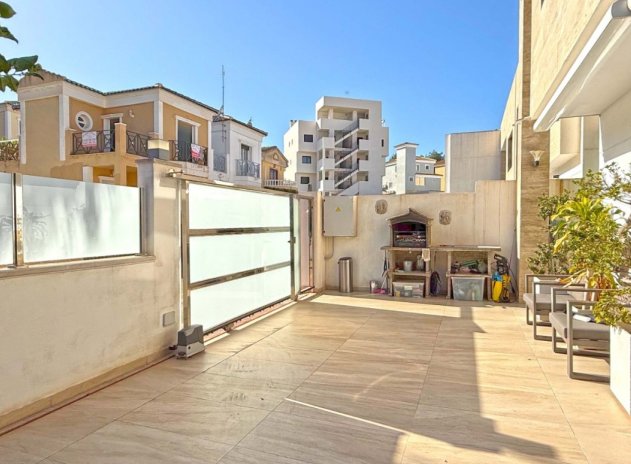 Herverkoop - Villa - Orihuela Costa - Villamartín