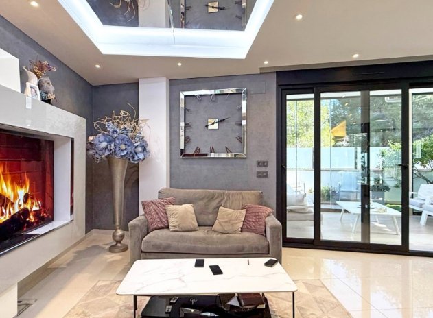 Herverkoop - Villa - Orihuela Costa - Villamartín