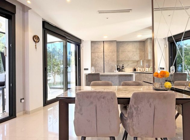 Herverkoop - Villa - Orihuela Costa - Villamartín