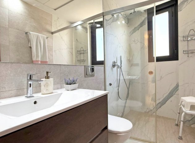 Herverkoop - Villa - Orihuela Costa - Villamartín