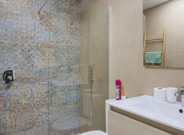 Revente - Maison mitoyenne - Benijofar