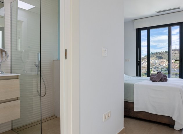 Revente - Maison mitoyenne - Benijofar