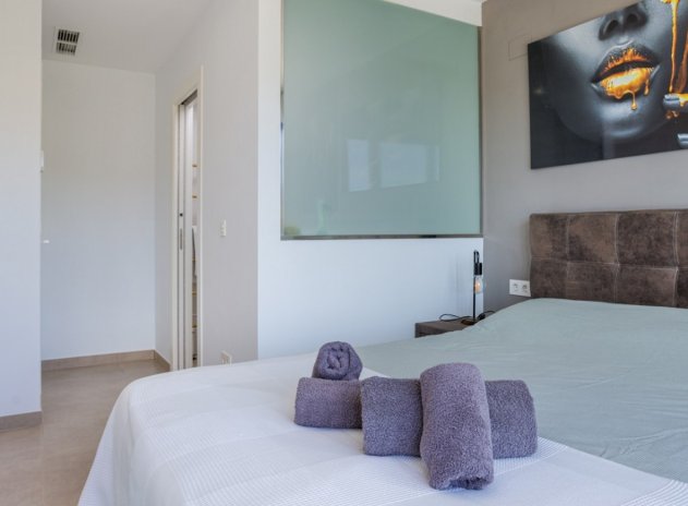 Revente - Maison mitoyenne - Benijofar