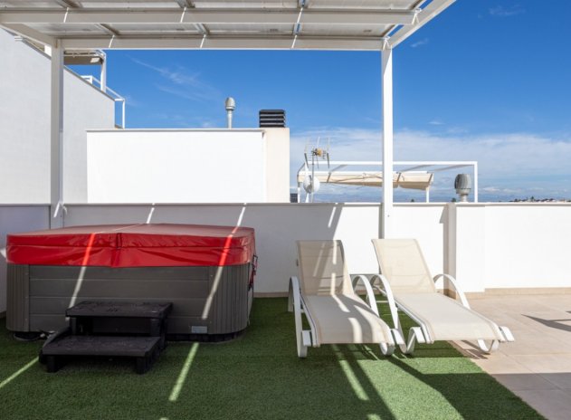 Revente - Maison mitoyenne - Benijofar