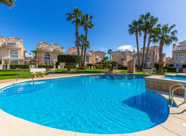 Herverkoop - Villa - Guardamar del Segura - El Raso