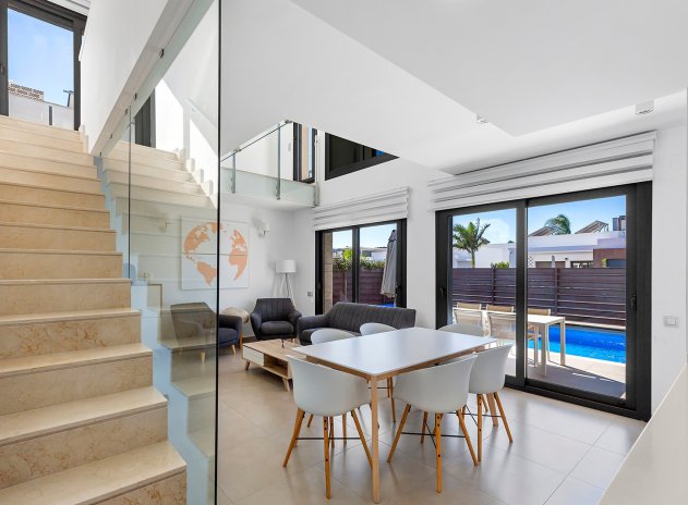 Resale - Villa * - Vistabella Golf *