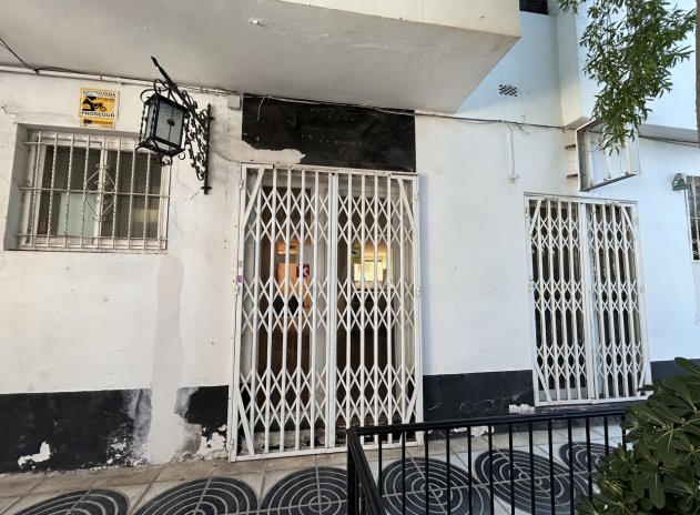 Herverkoop - Commercieel - Villamartin - Villamartín