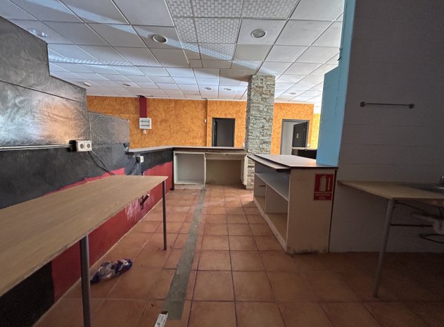 Herverkoop - Commercieel - Villamartin - Villamartín