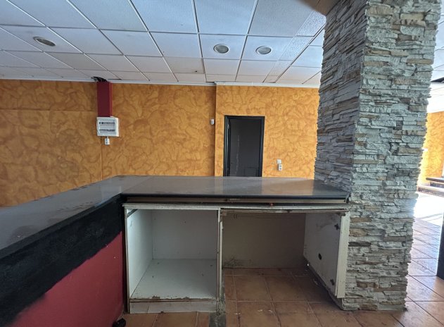 Herverkoop - Commercieel - Villamartin - Villamartín