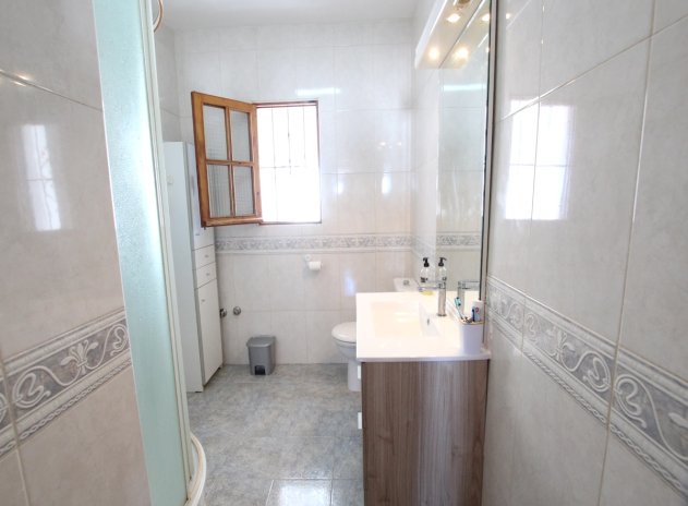 Resale - Townhouse * - Benijofar *