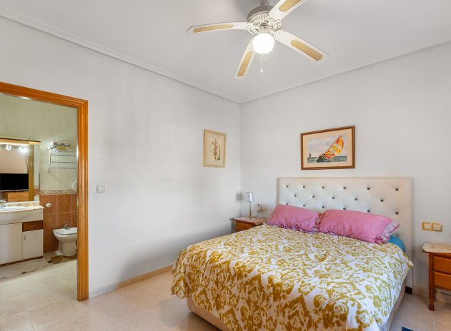 Revente - Villa - Bigastro