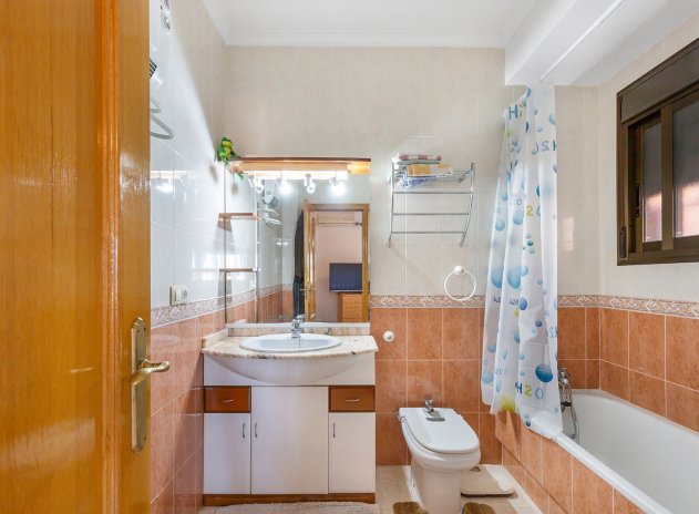 Revente - Villa - Bigastro