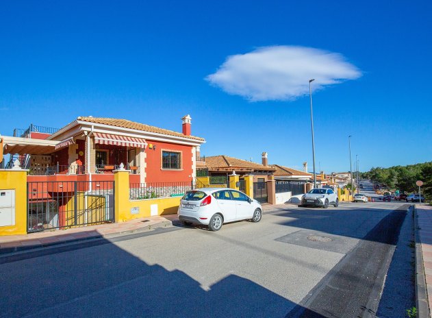 Revente - Villa - Bigastro