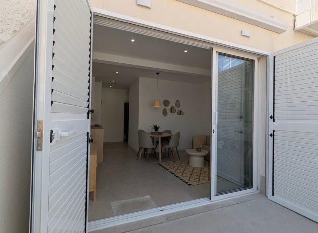 Herverkoop - Rijwoning - Torrevieja - El chaparral