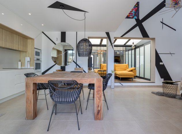 Herverkoop - Rijwoning - Benijofar