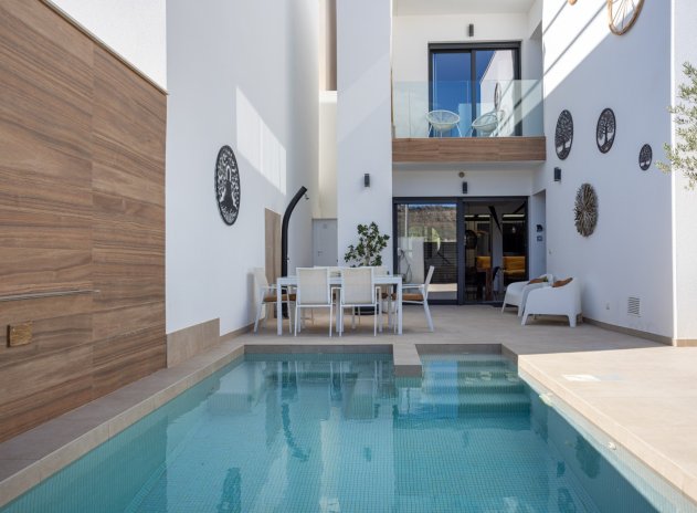 Herverkoop - Rijwoning - Benijofar