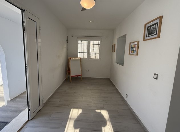 Herverkoop - Villa - Villamartin - Villamartín