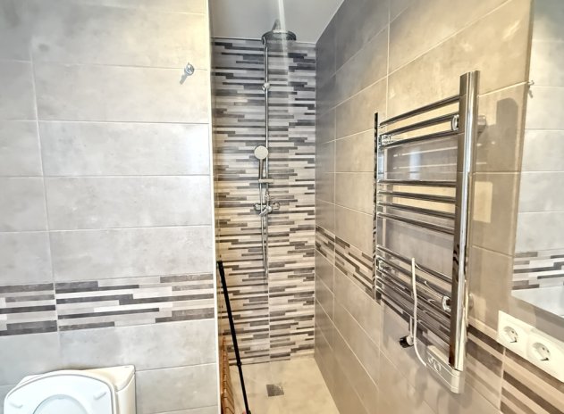 Herverkoop - Villa - Villamartin - Villamartín