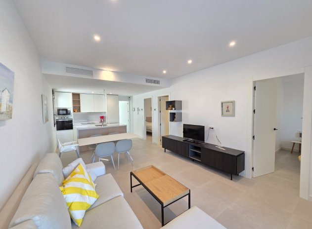 Resale - Apartment / Flat * - Pilar de la Horadada *