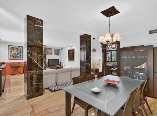 Revente - Villa - Santa Pola