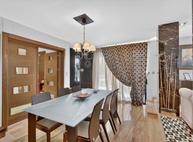 Revente - Villa - Santa Pola