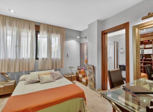 Revente - Villa - Santa Pola