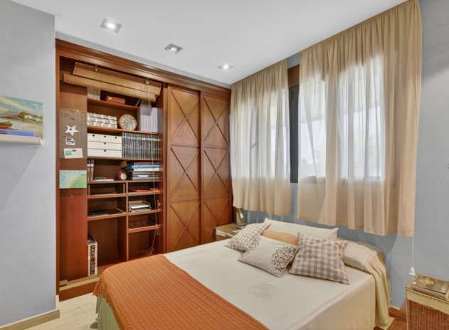 Revente - Villa - Santa Pola